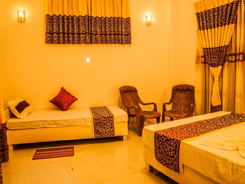 Gt Homes Peradeniya Esterno foto