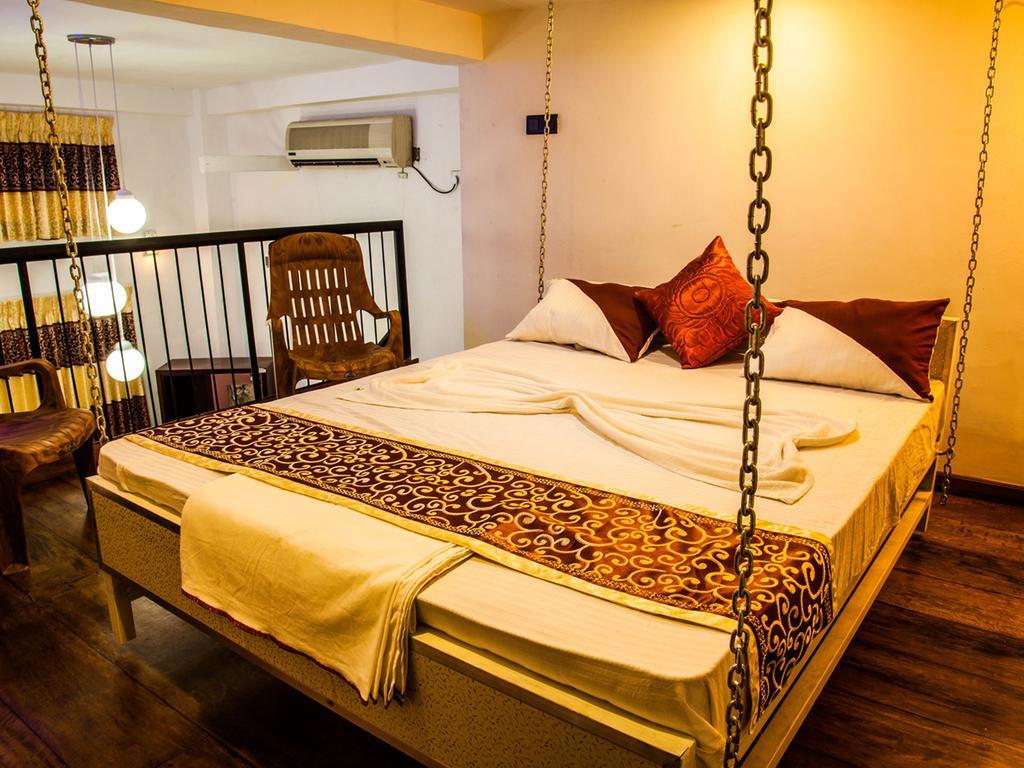 Gt Homes Peradeniya Esterno foto