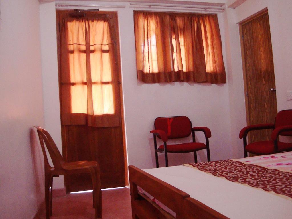 Gt Homes Peradeniya Esterno foto