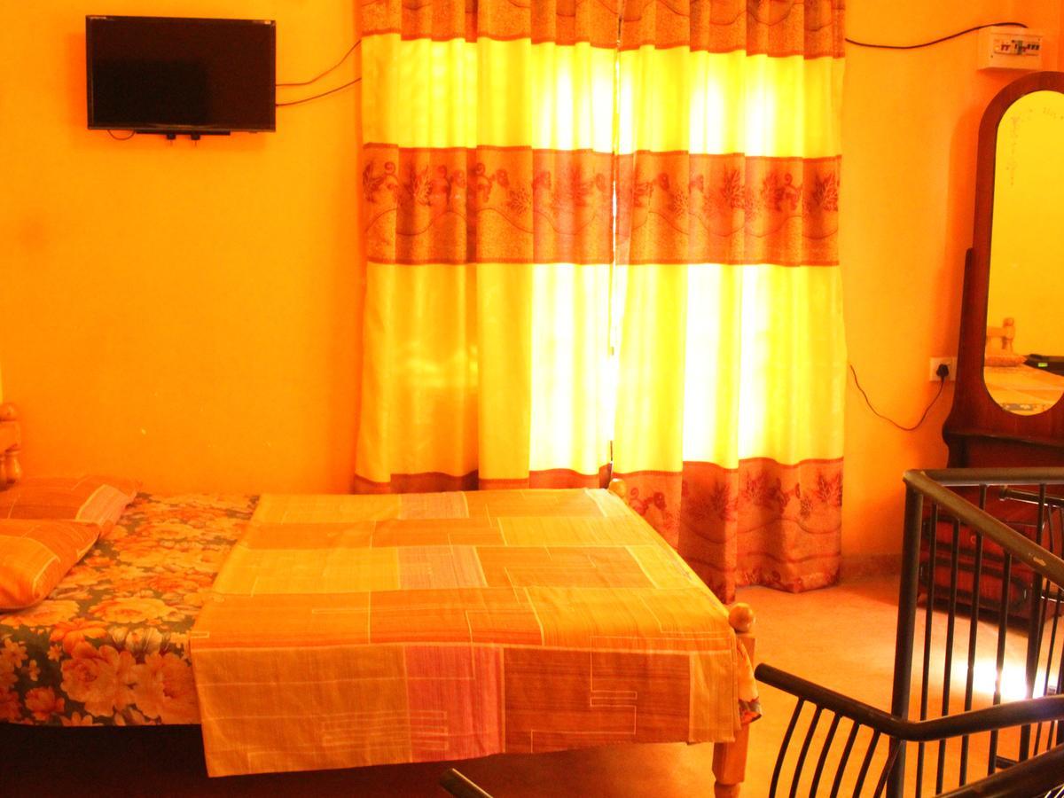 Gt Homes Peradeniya Esterno foto